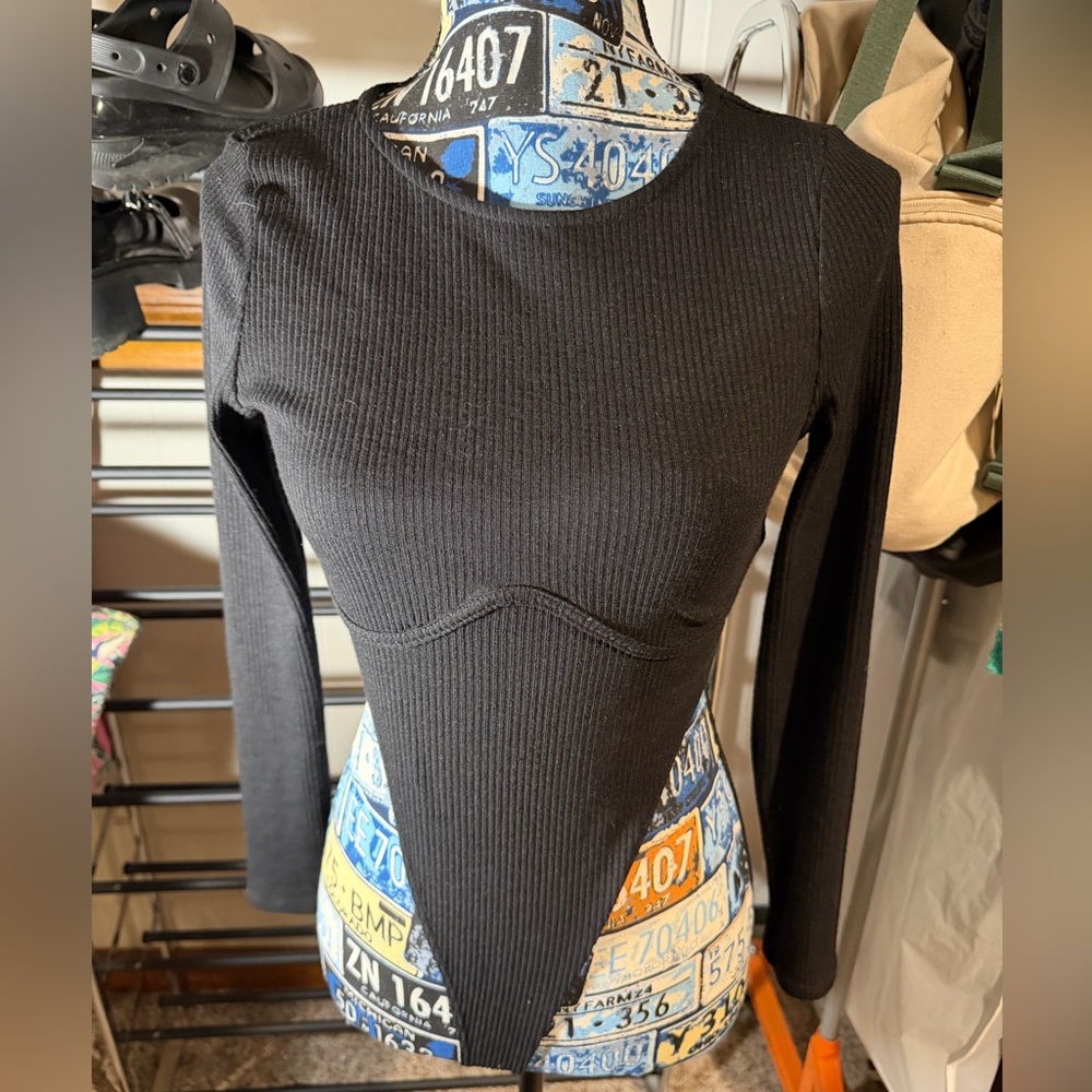 Black Long Sleeve High Cut Ribbed Top